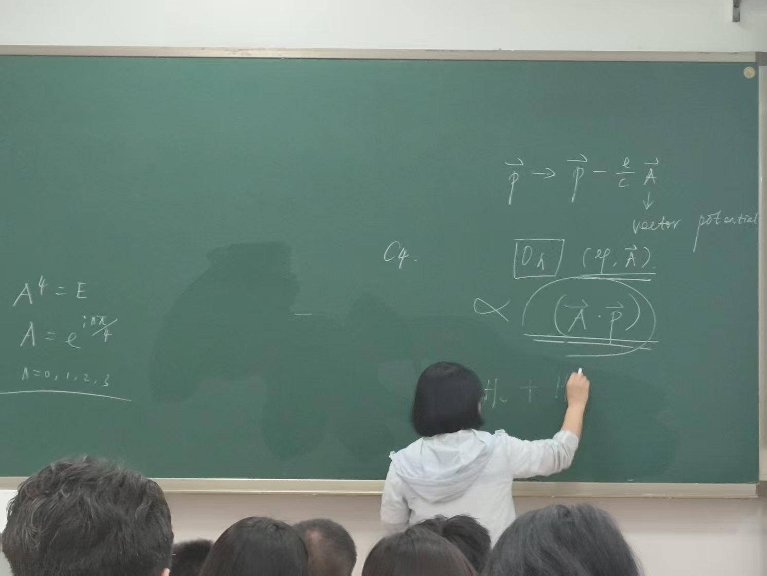 f9c5db941ee95c051b3d2d16f153338