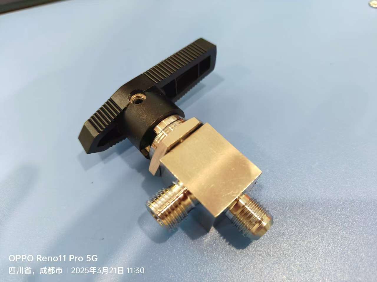 af5dab34fea82b6342f1f1949146823